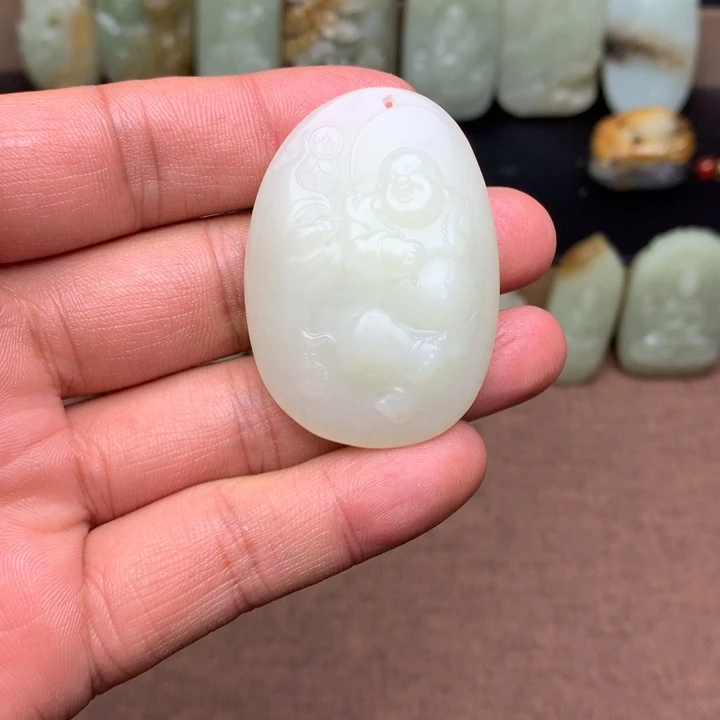 和田玉（糖玉）未镶嵌颈饰