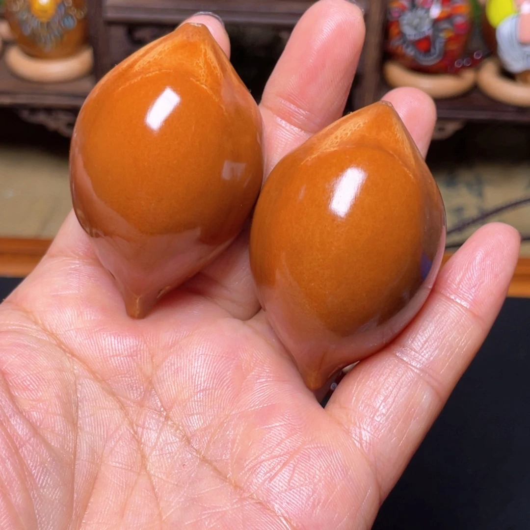 橄榄核吊坠一线天35左右一对