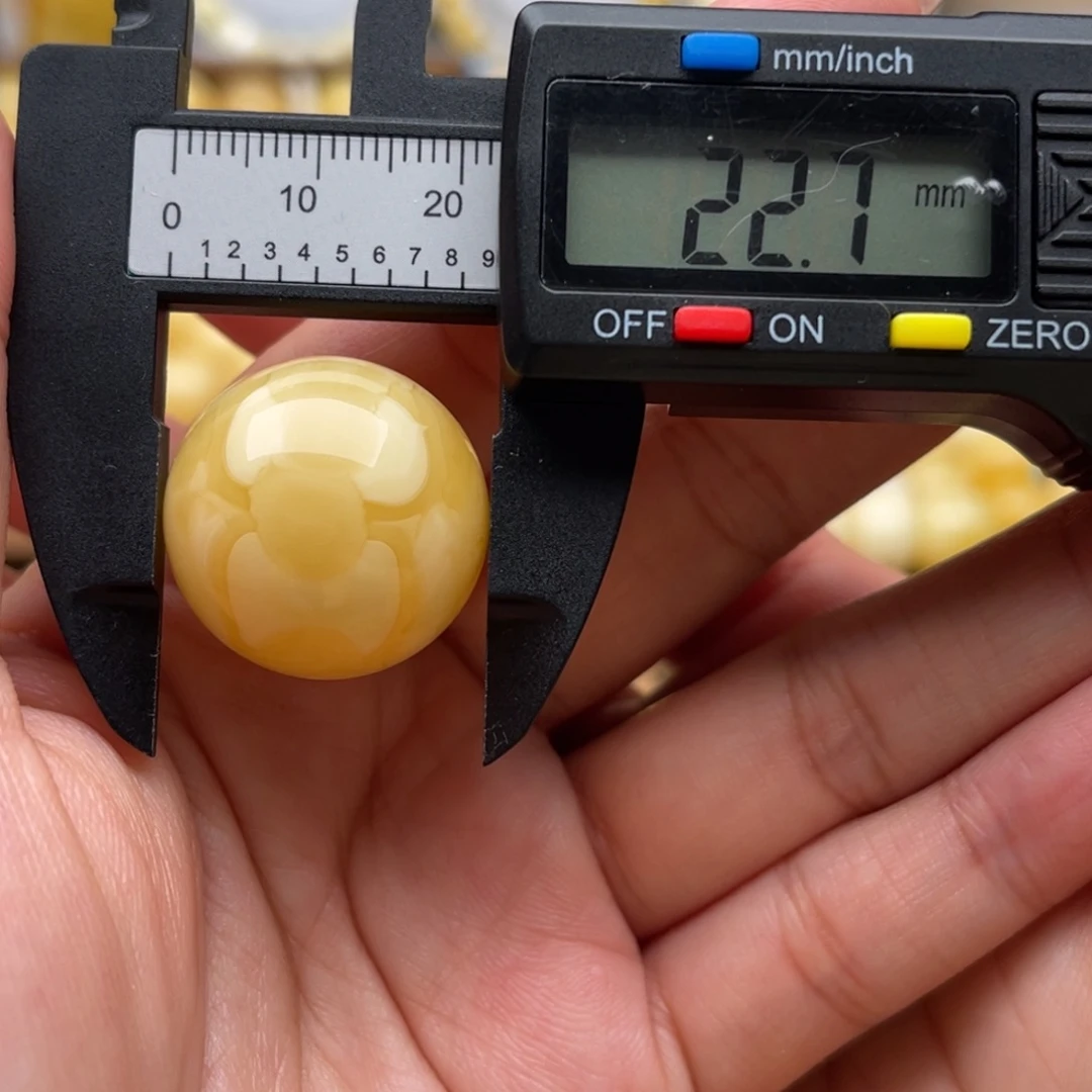 琥珀未镶嵌裸石蜜蜡圆珠笑