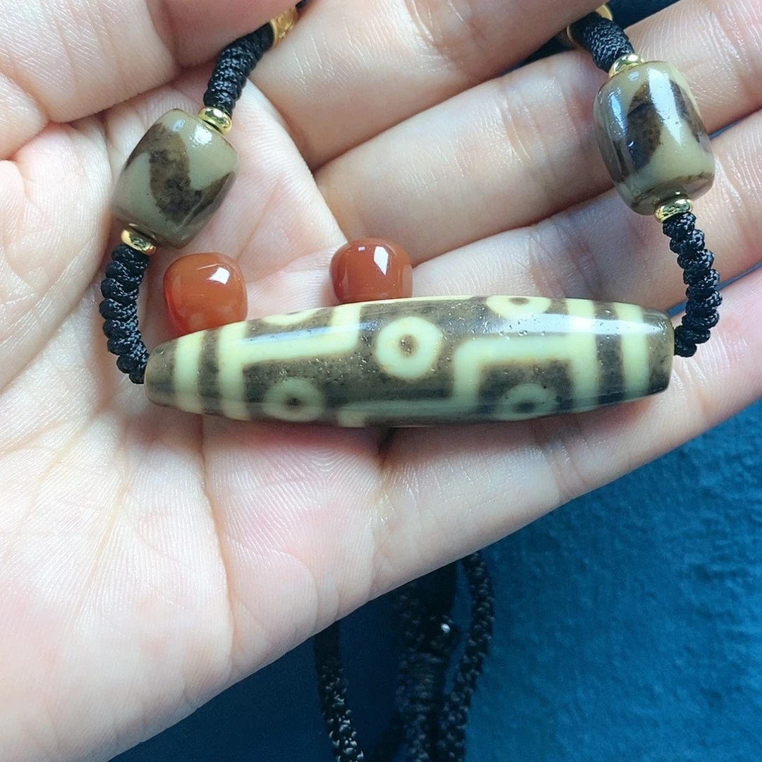 玛瑙/玉髓颈饰未镶嵌资*