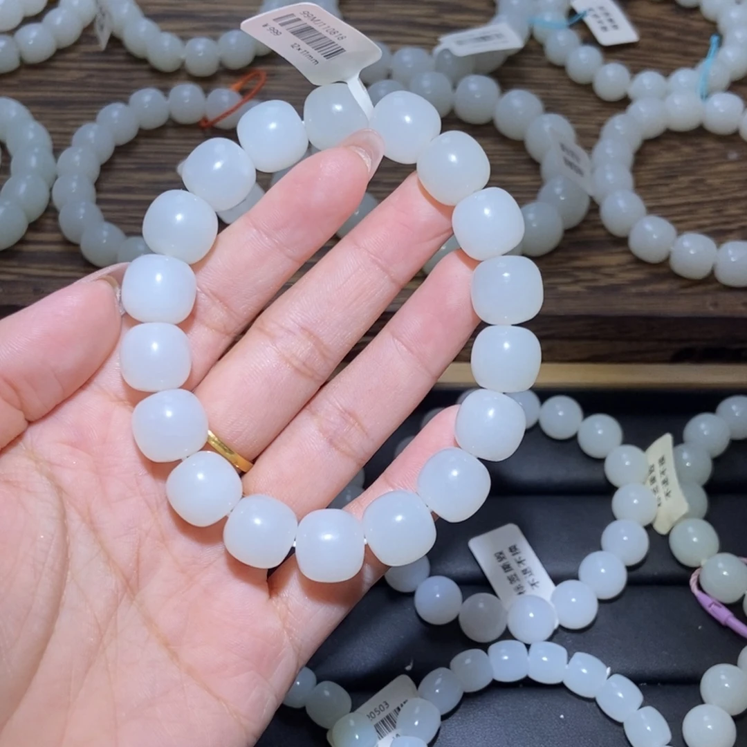 其***单和田玉未镶嵌手串卡12老型