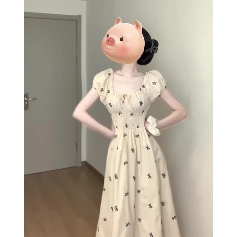 连衣裙女2025夏季新款女法式气质方口领泡泡袖收腰显瘦中长款裙子