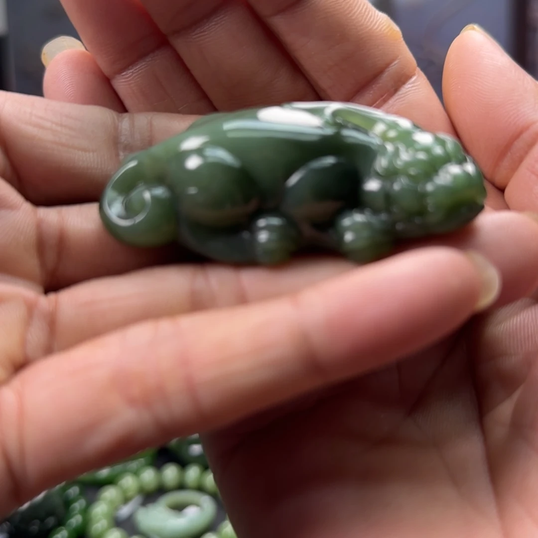 未镶嵌和田玉珠宝奇石