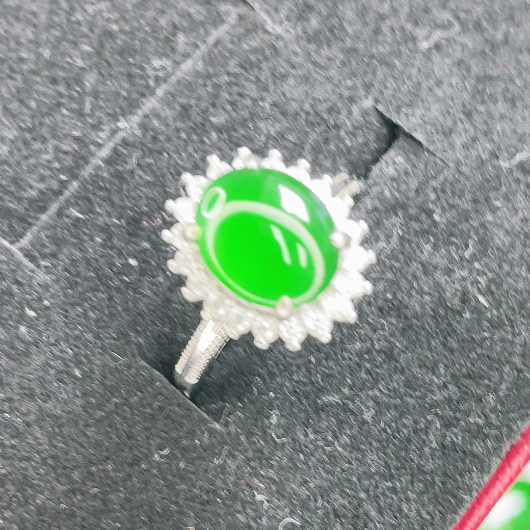 翡翠未镶嵌颈饰59