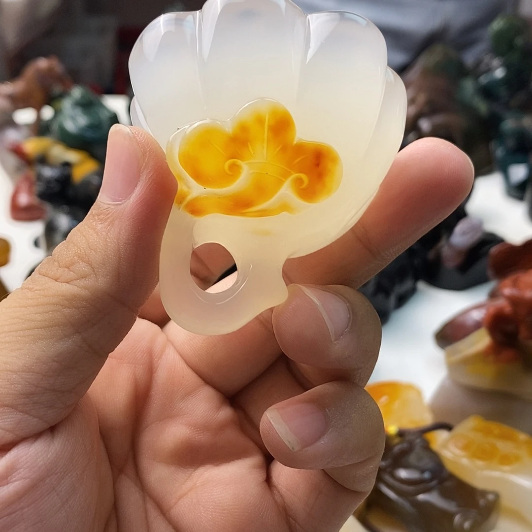 用***7玛瑙/玉髓未镶嵌颈饰