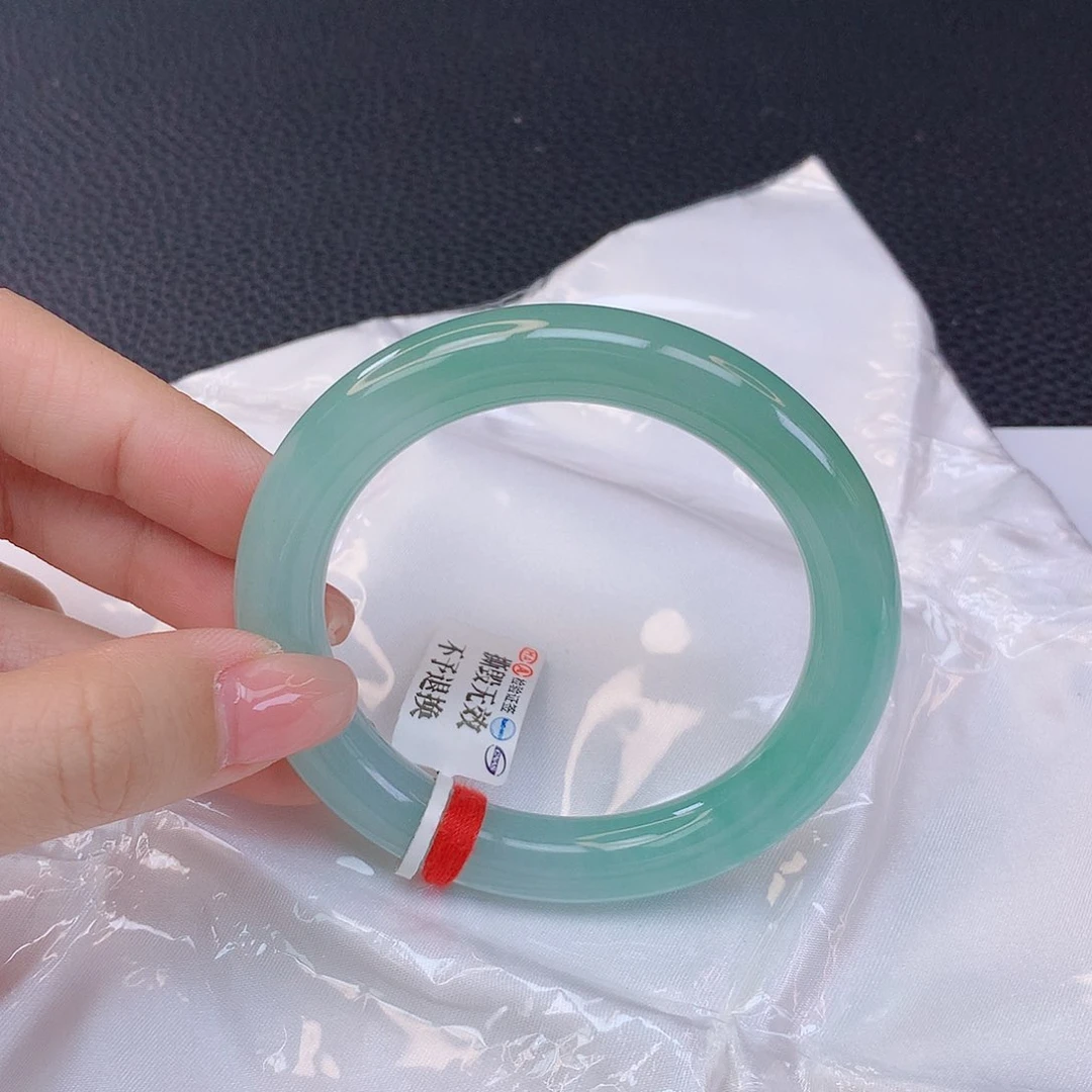 翡翠手镯未镶嵌翡翠661004
