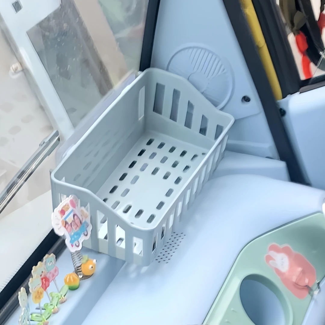 三轮车放东西神器储物盒前置物盒电动车收纳盒工具手机收纳箱