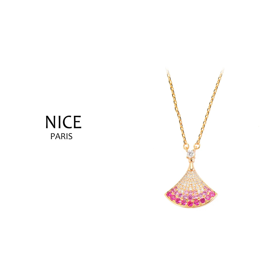 LELE FASHION 【惊喜盒子】项链 时尚百搭渐变小裙子6209