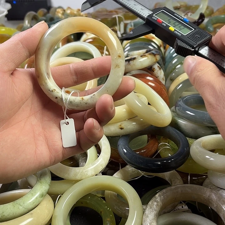 蛇纹石玉合金手镯岫玉