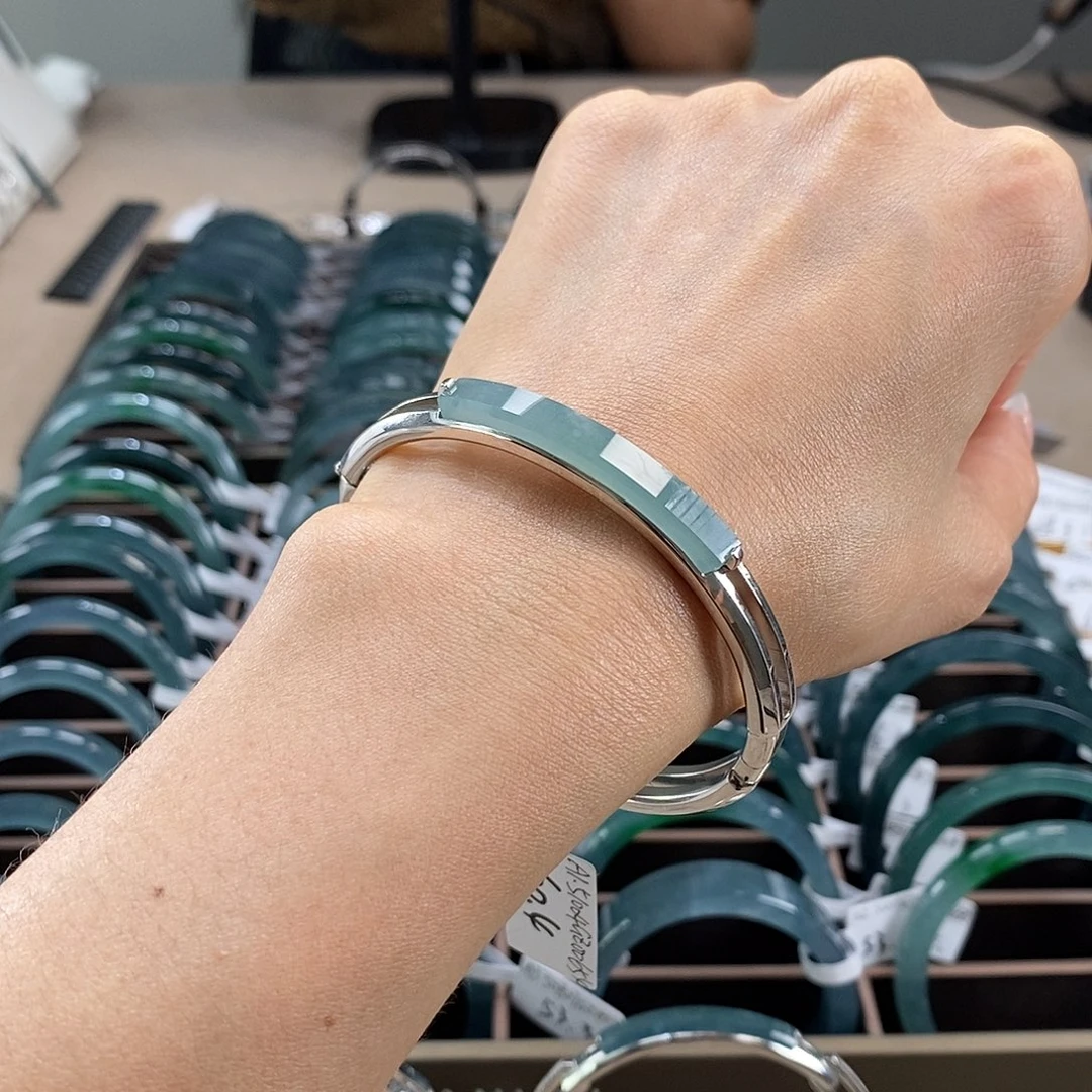 翡翠未镶嵌手镯开口60.4