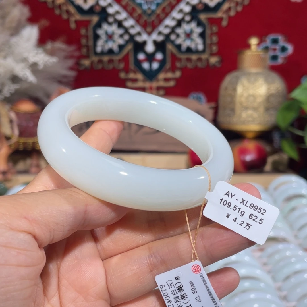 和田玉手镯未镶嵌新疆白玉 63圈