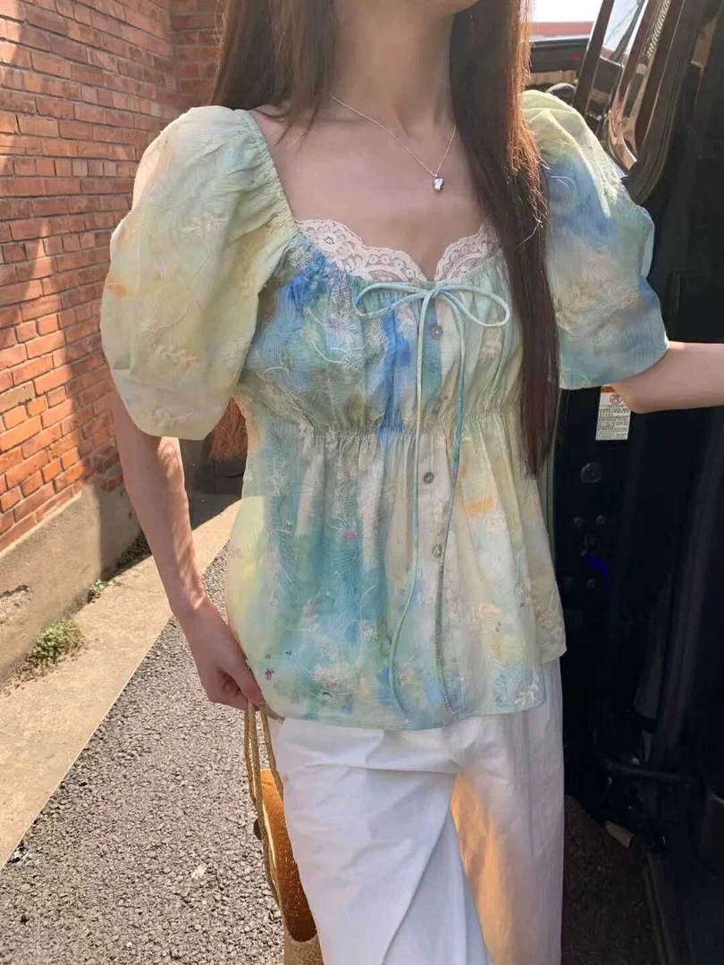 3001夏季泡泡袖短袖花朵刺绣甜美衬衫收腰温柔复古复古风