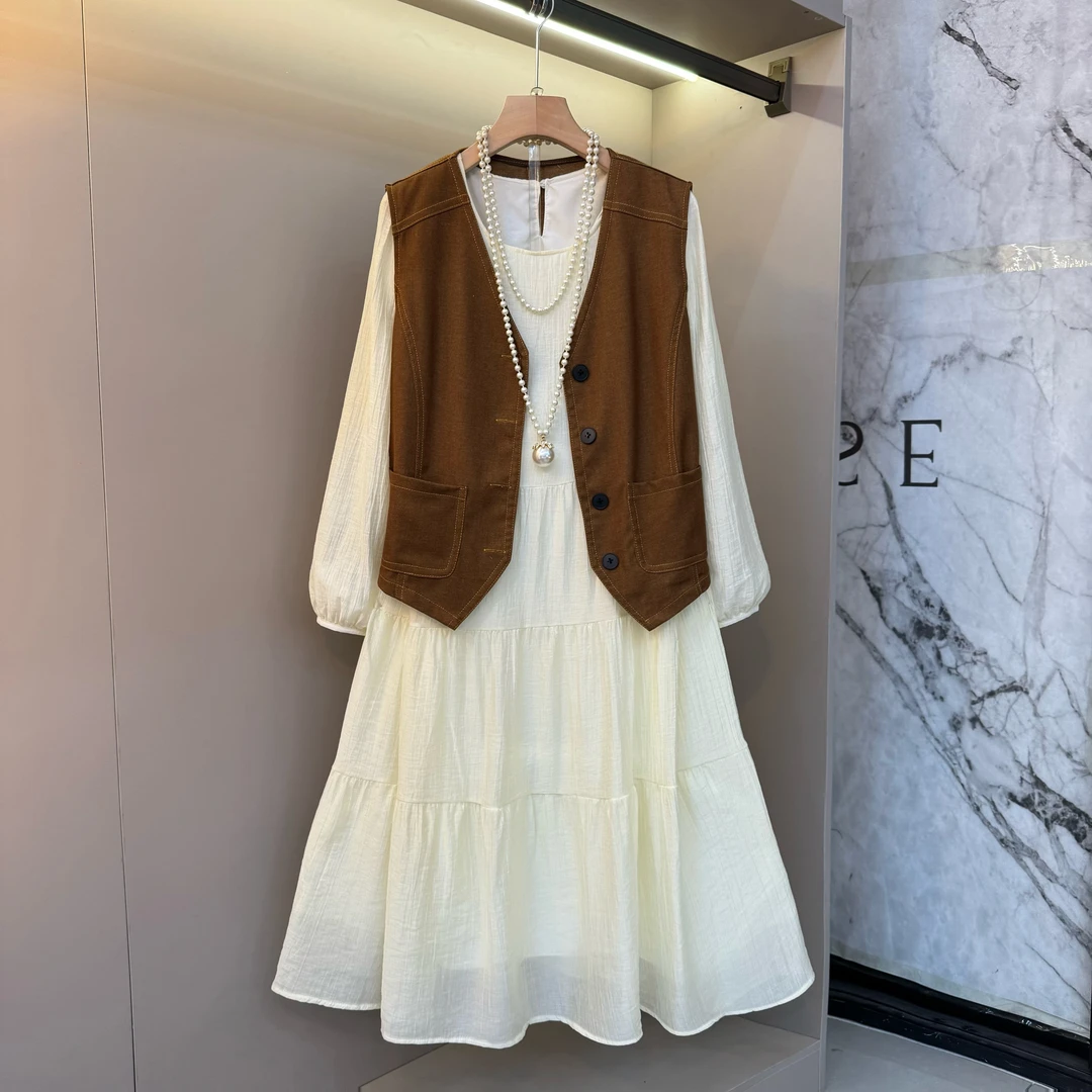 2025早秋新款净版长袖A摆连衣裙+明线马甲大码女装两件套7179