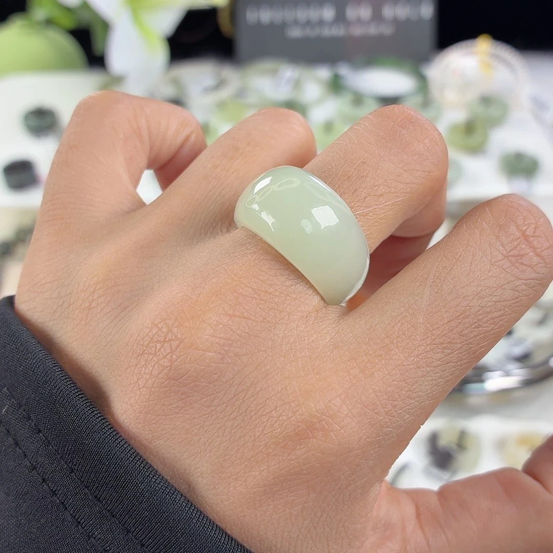 和田玉（糖玉）未镶嵌戒指i127晴水馒头17.6不退换