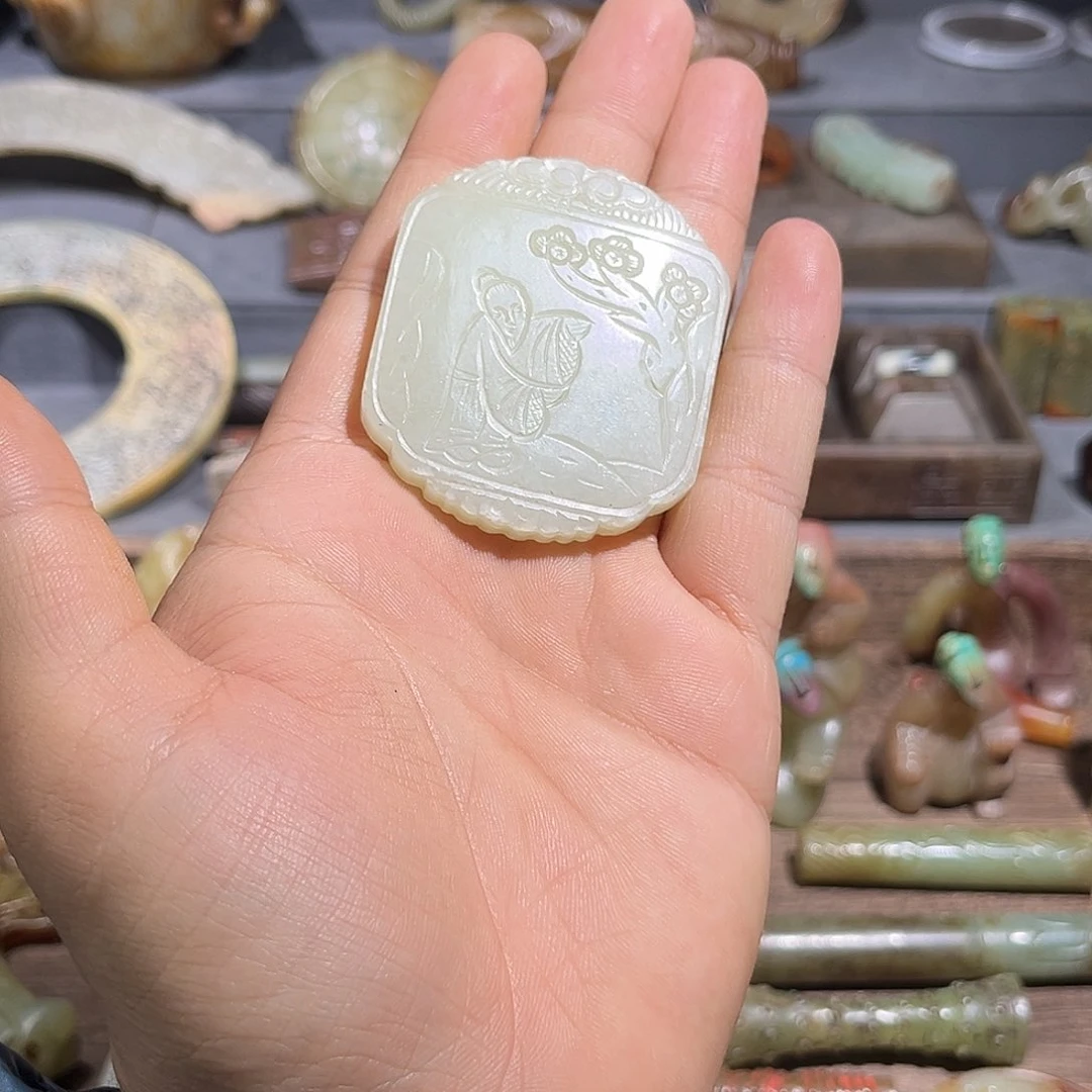 和田玉（糖玉）挂件未镶嵌