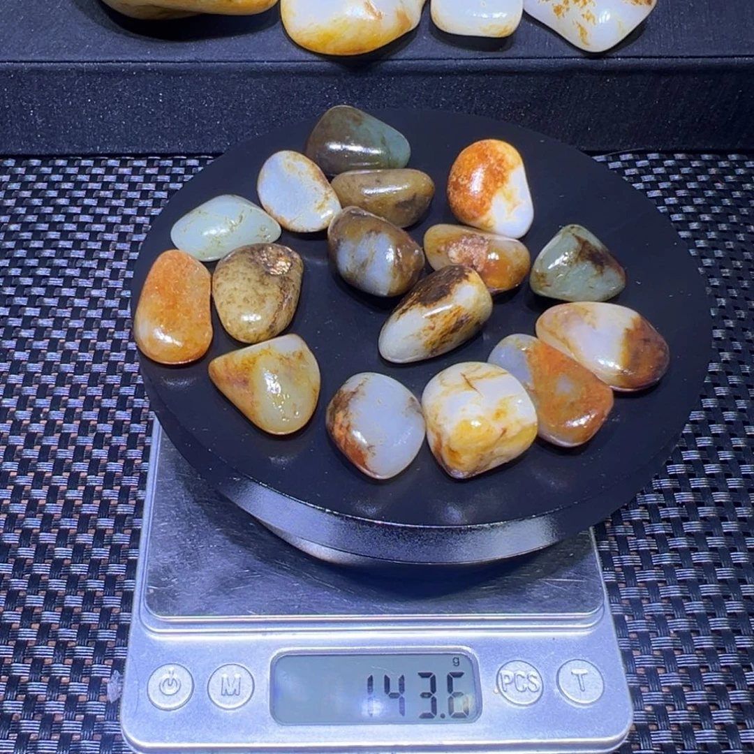 和田玉（子料）未镶嵌吊坠(不含链)143克