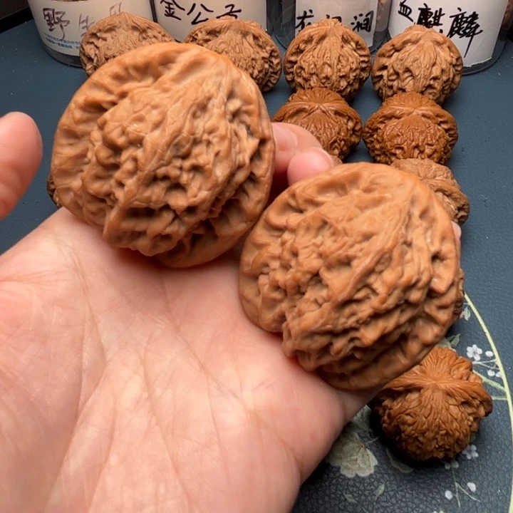 文玩核桃吊坠44金公子