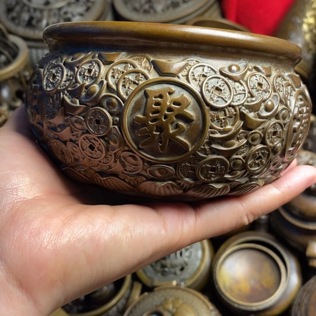 精美铜器做工精良