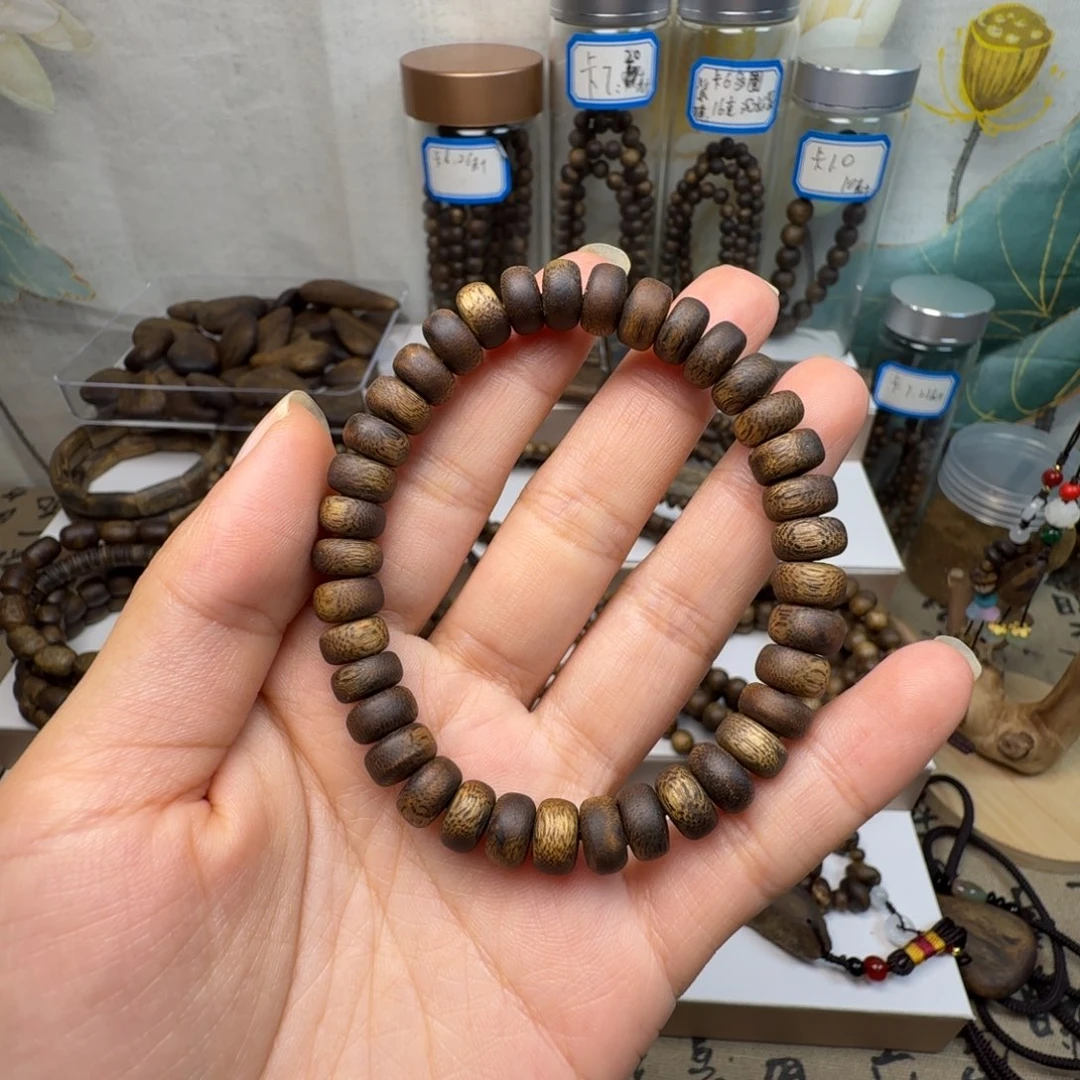 沉香沉香碎屑1卡8算盘珠