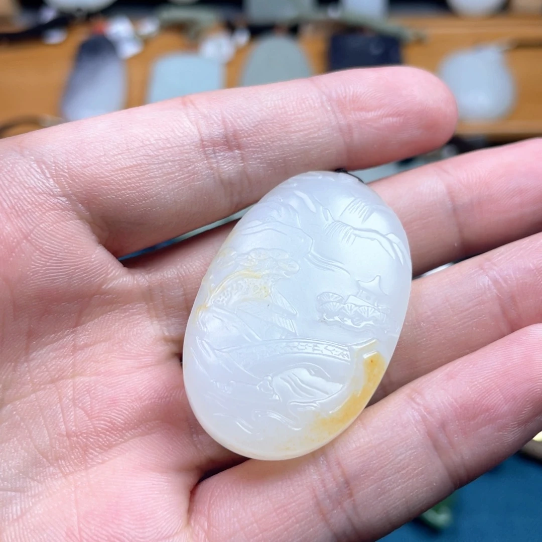 和田玉未镶嵌颈饰