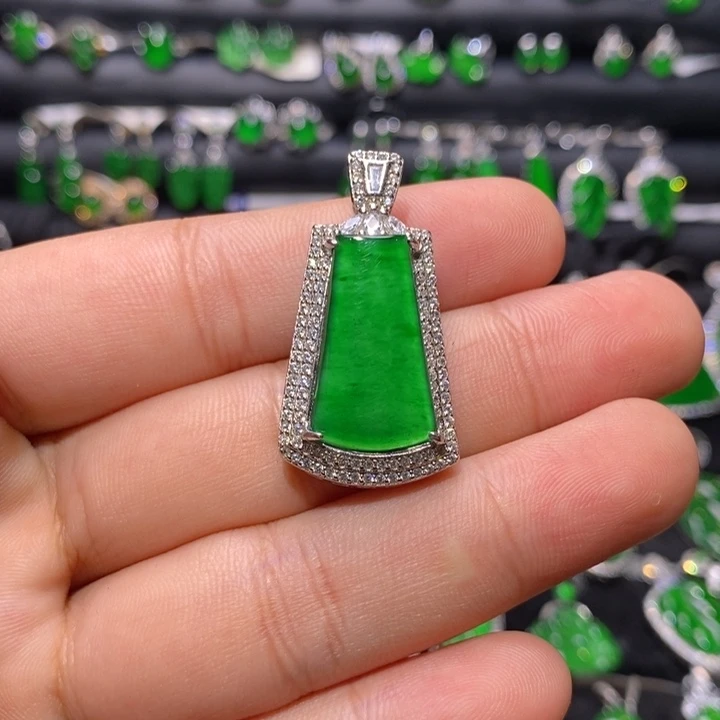 颈饰银S925镶嵌翡翠天然翡翠