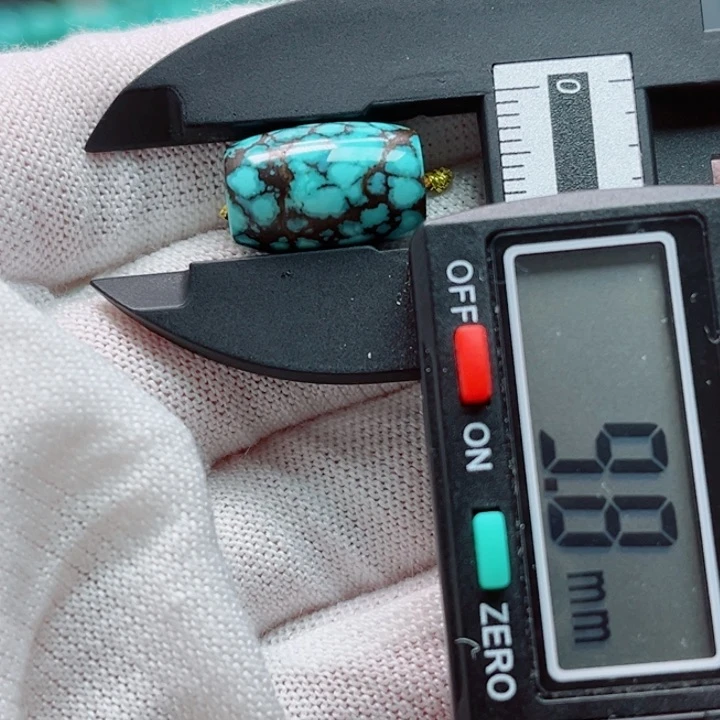 绿松石珠宝未镶嵌