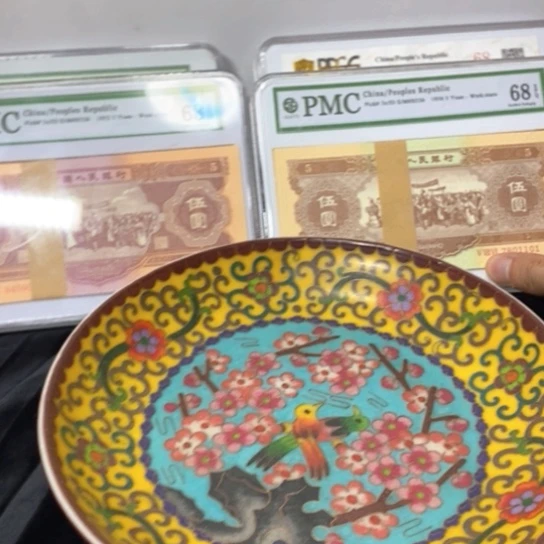 盘花瓶摆件创意产业