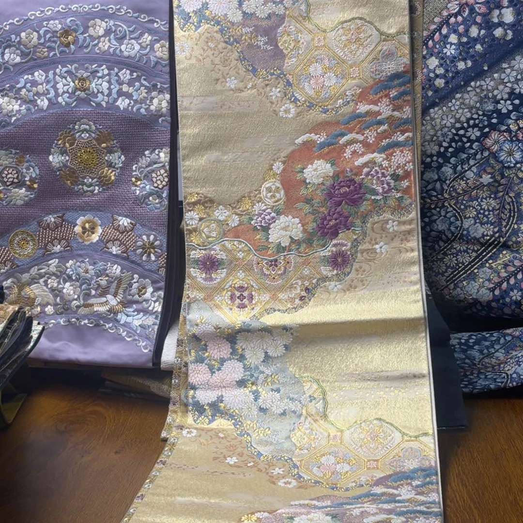 织绣帝王紫帝王紫