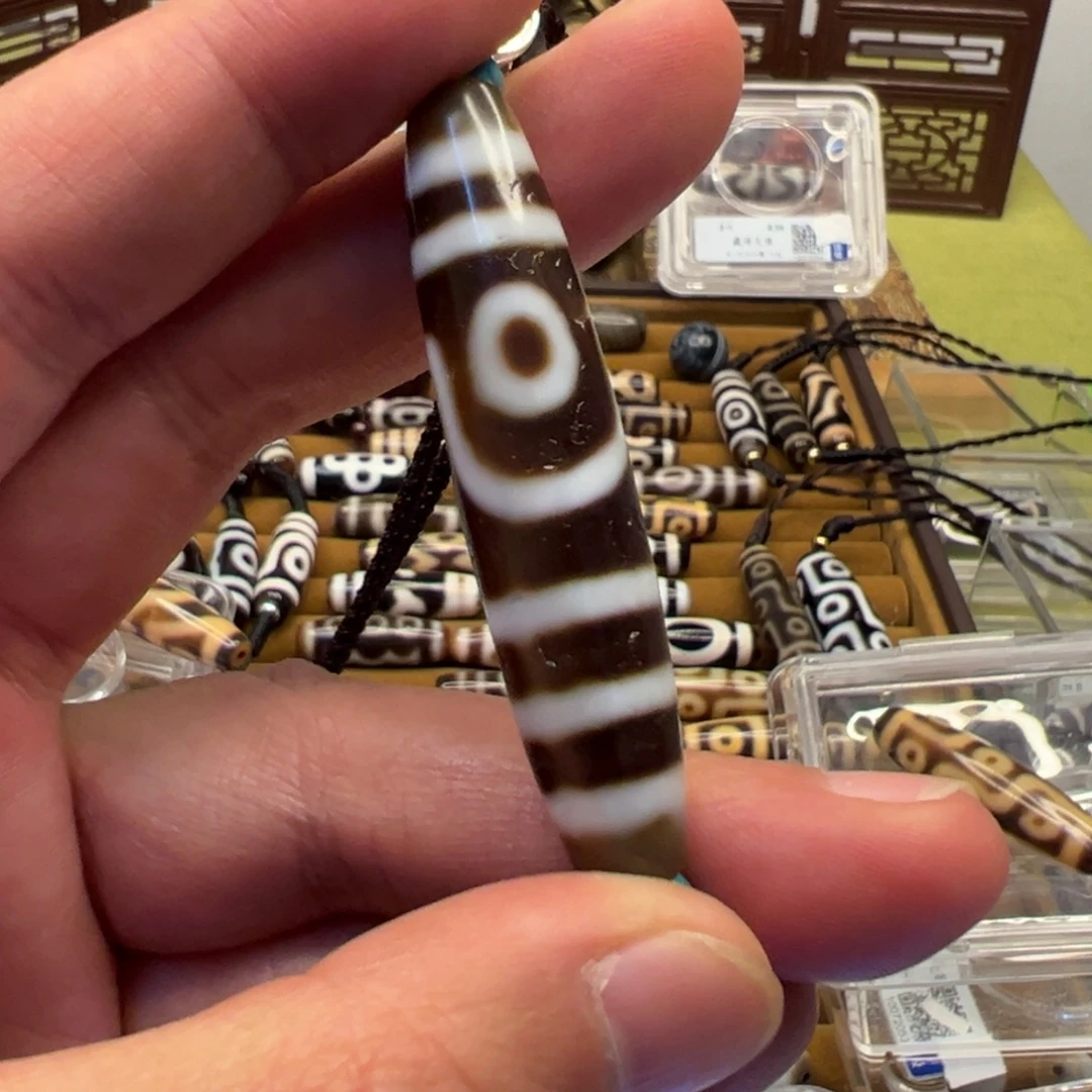 后***人玛瑙/玉髓未镶嵌颈饰