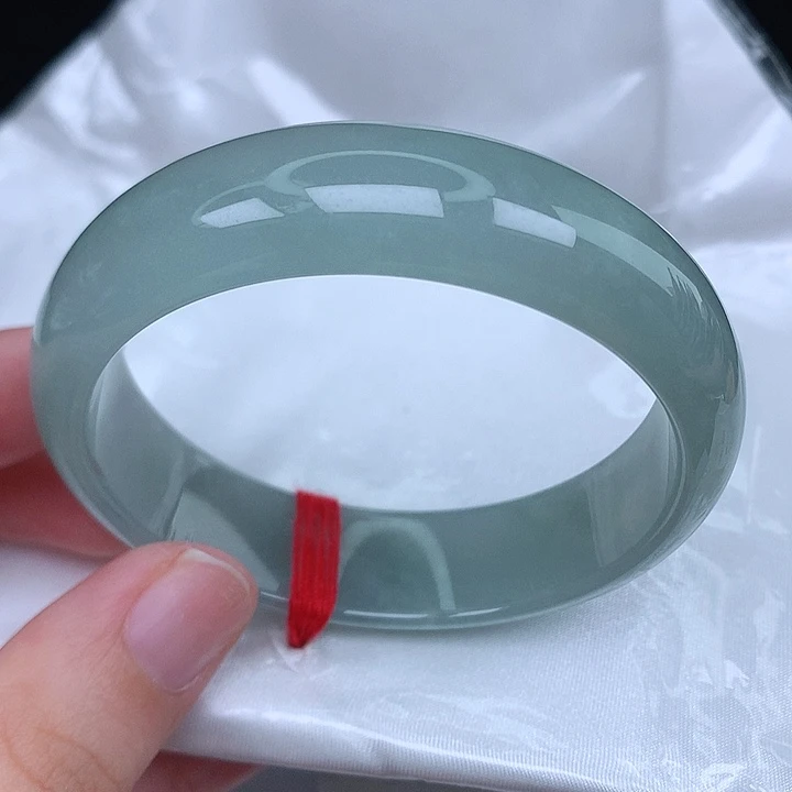 未镶嵌手镯翡翠天然