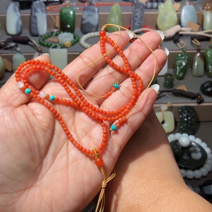 南红玛瑙未镶嵌颈饰