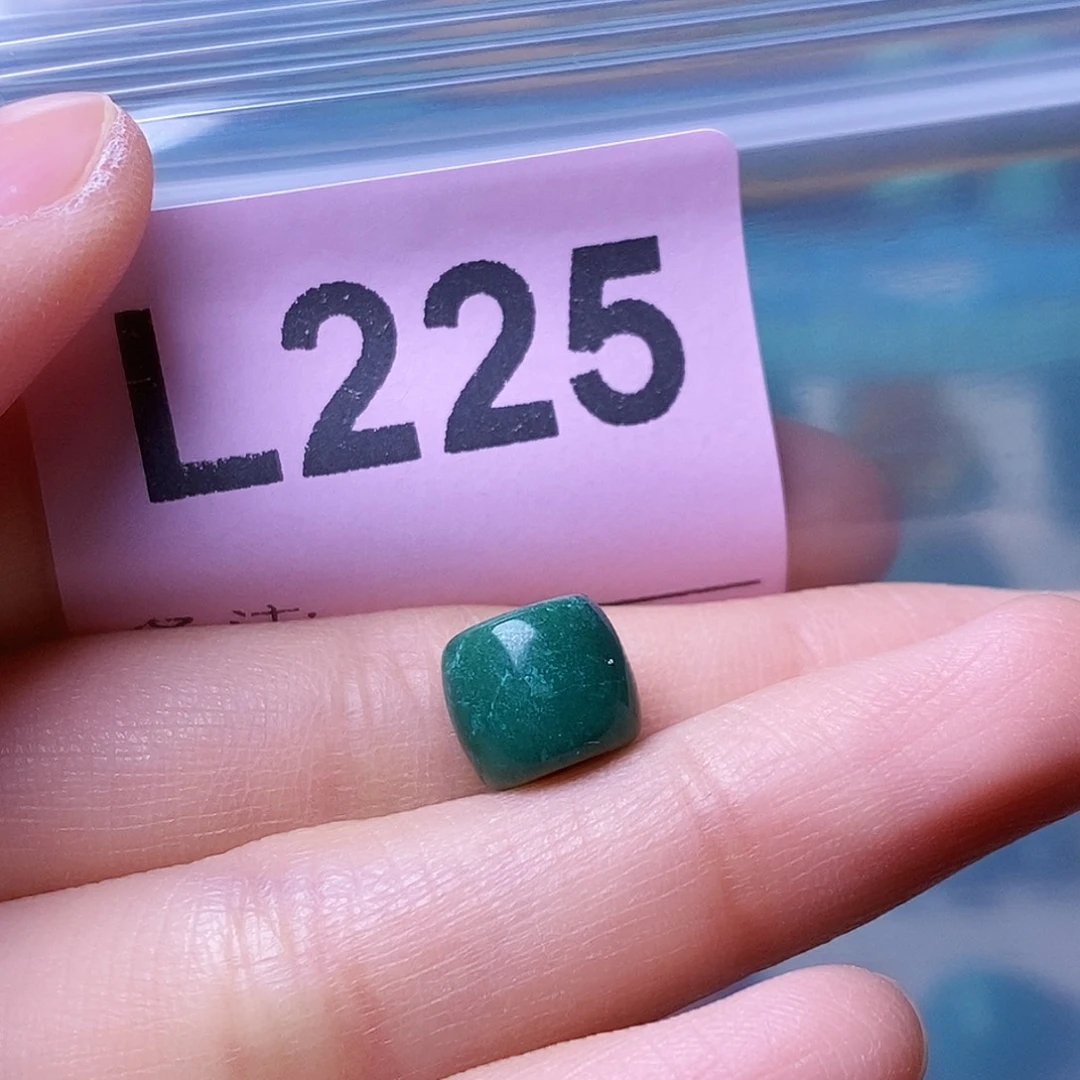 十堰原生态绿石头特色手工配饰