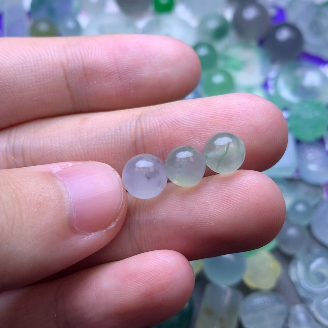 定制翡翠未镶嵌珠子