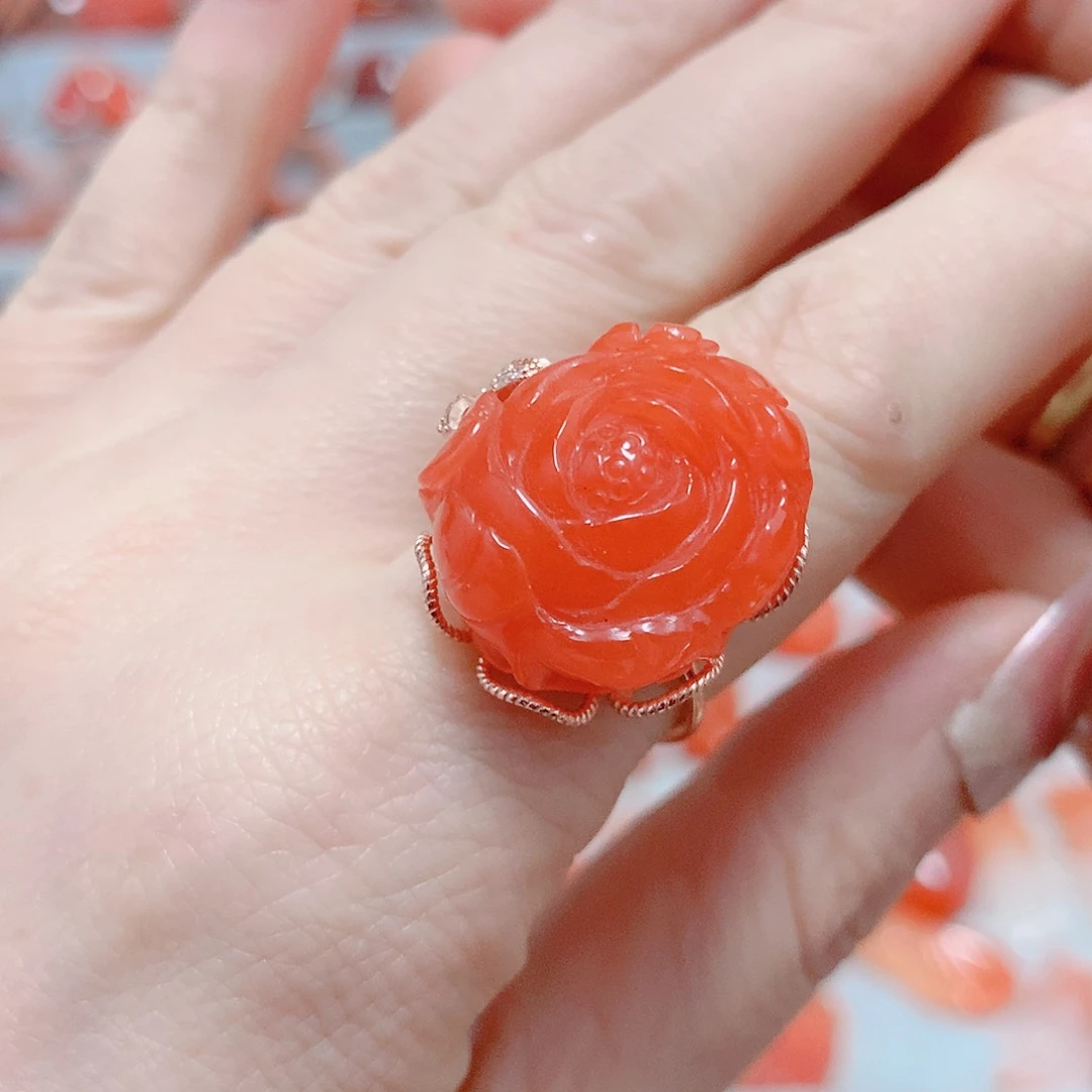 南红玛瑙戒指银S925镶嵌挽****?