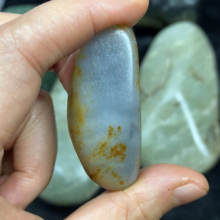 未镶嵌和田玉（糖玉）挂件