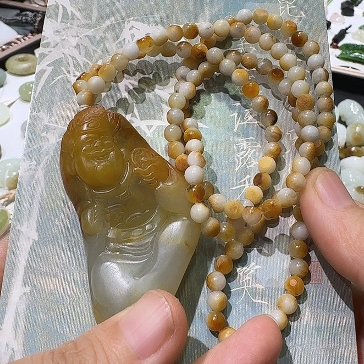颈饰未镶嵌和田玉