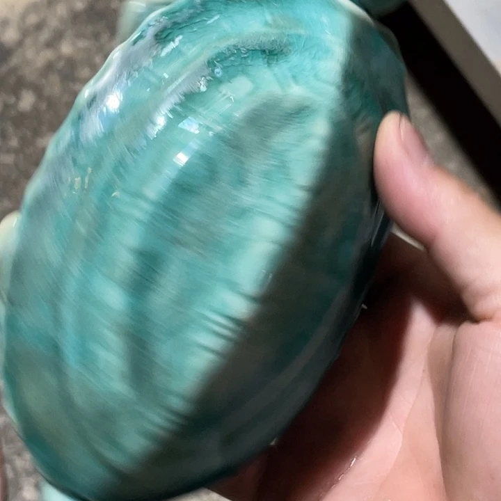 石湾公仔衬托盆景漂亮