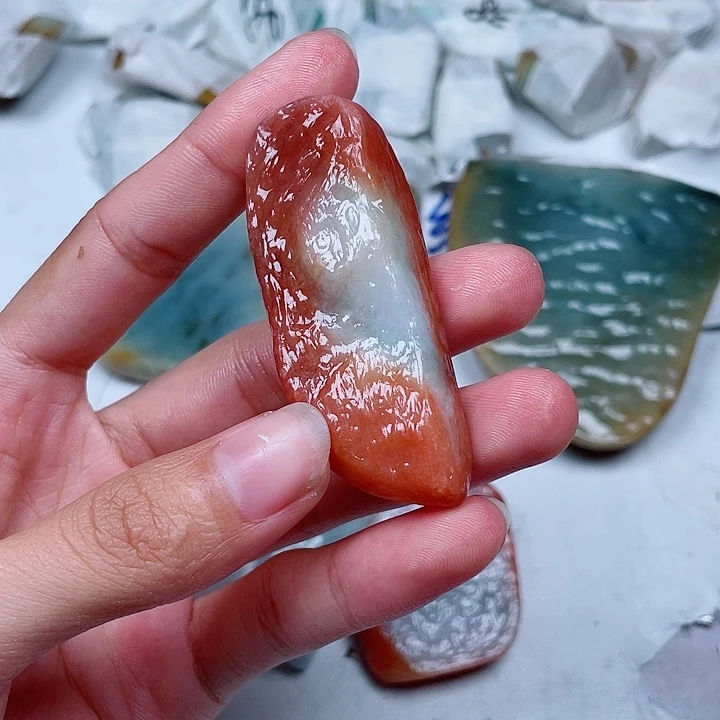 小***翠颈饰未镶嵌翡翠翡翠