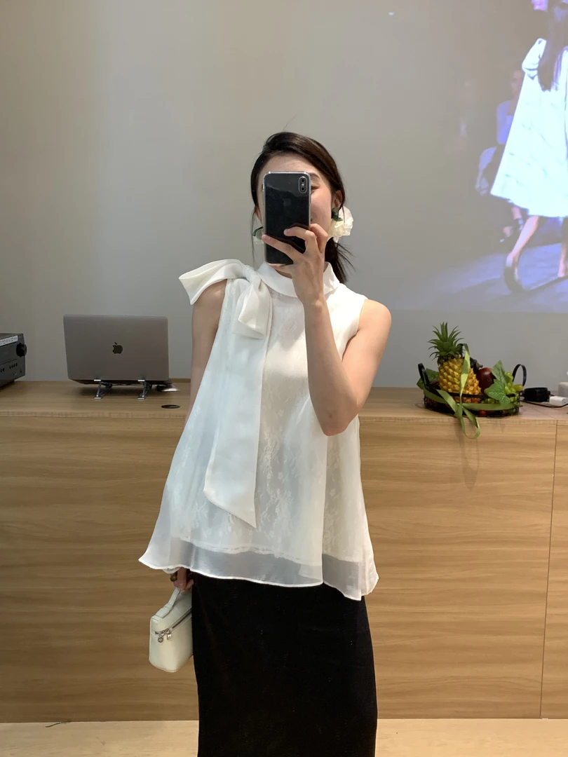 【WEIYI】温柔风法式蝴蝶结蕾丝名媛洋气夏季无袖气质宽松上衣背心