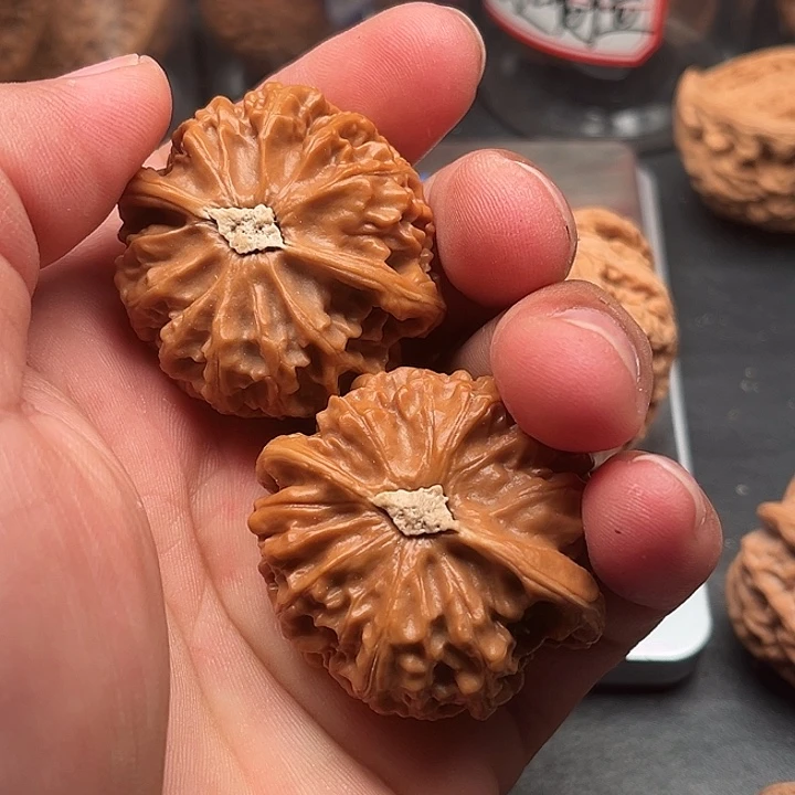 吊坠文玩核桃宫灯，hh