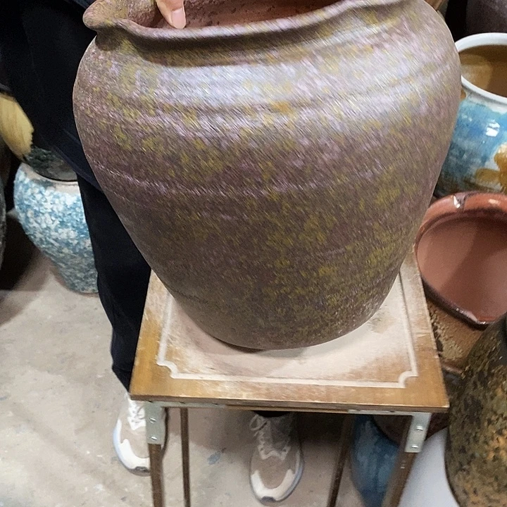 紫砂花盆口28高度31铁锈………