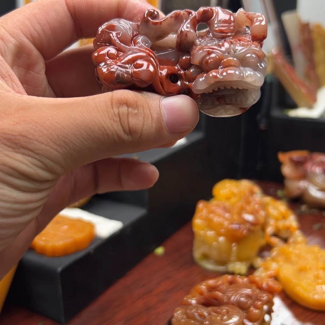 石英质玉（黄龙玉）未镶嵌多样性发货，发其一