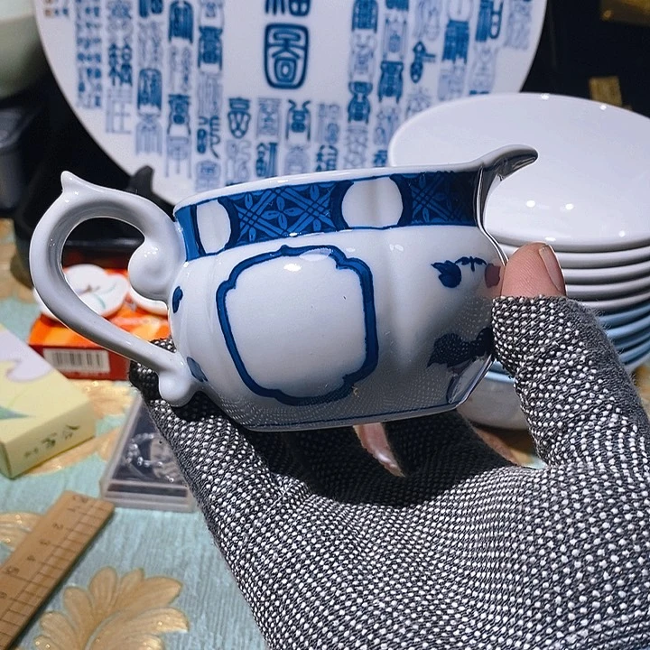 瓷片新年快乐万事如意