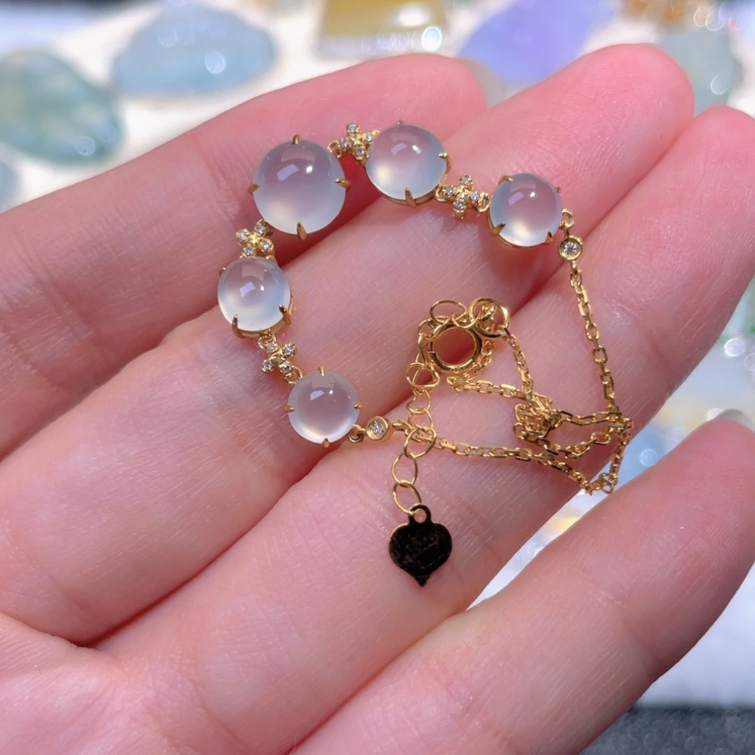 翡翠18K金镶嵌颈饰翡翠