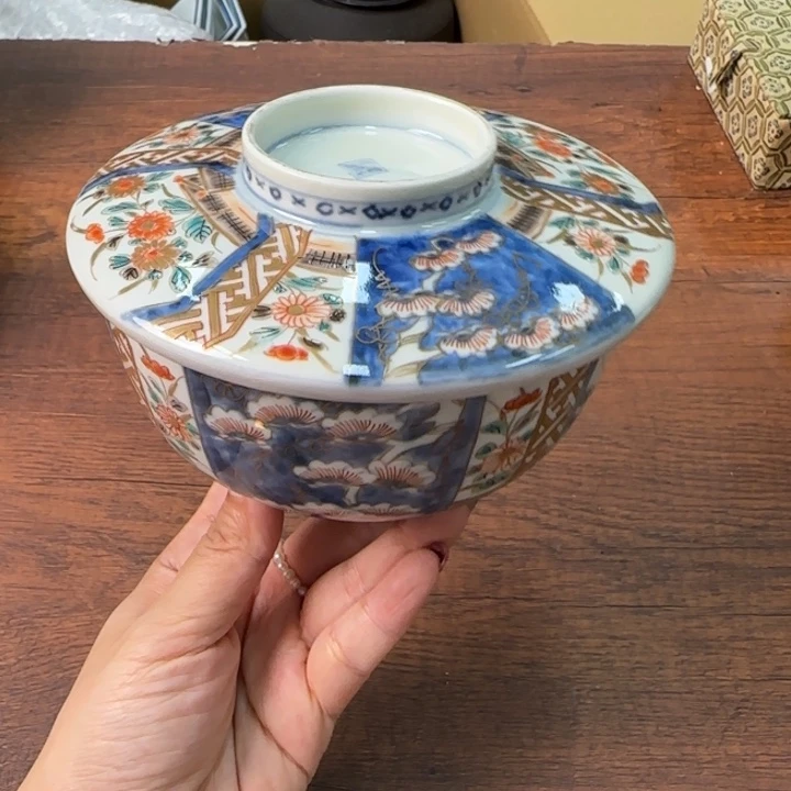 一个陶瓷物件哈哈哈哈