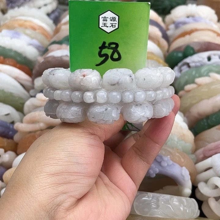 未镶嵌手镯石英岩玉