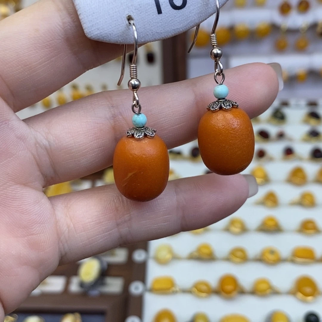 裸石琥珀未镶嵌成品