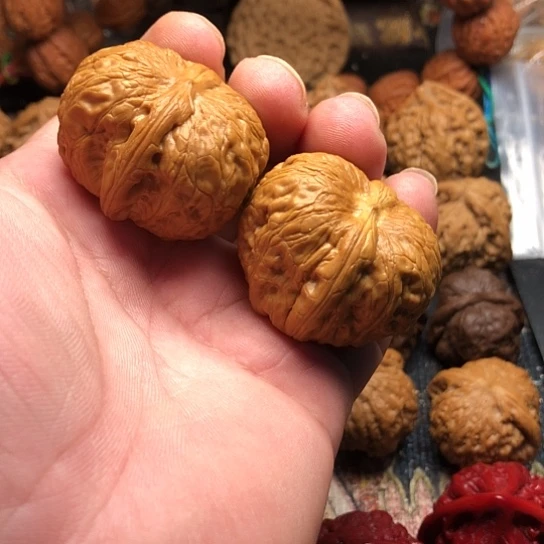 黑***八桃核吊坠园宝狮子头