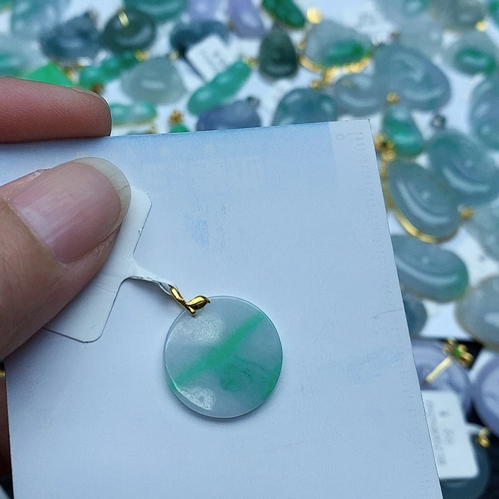 翡翠18K金镶嵌颈饰456774323