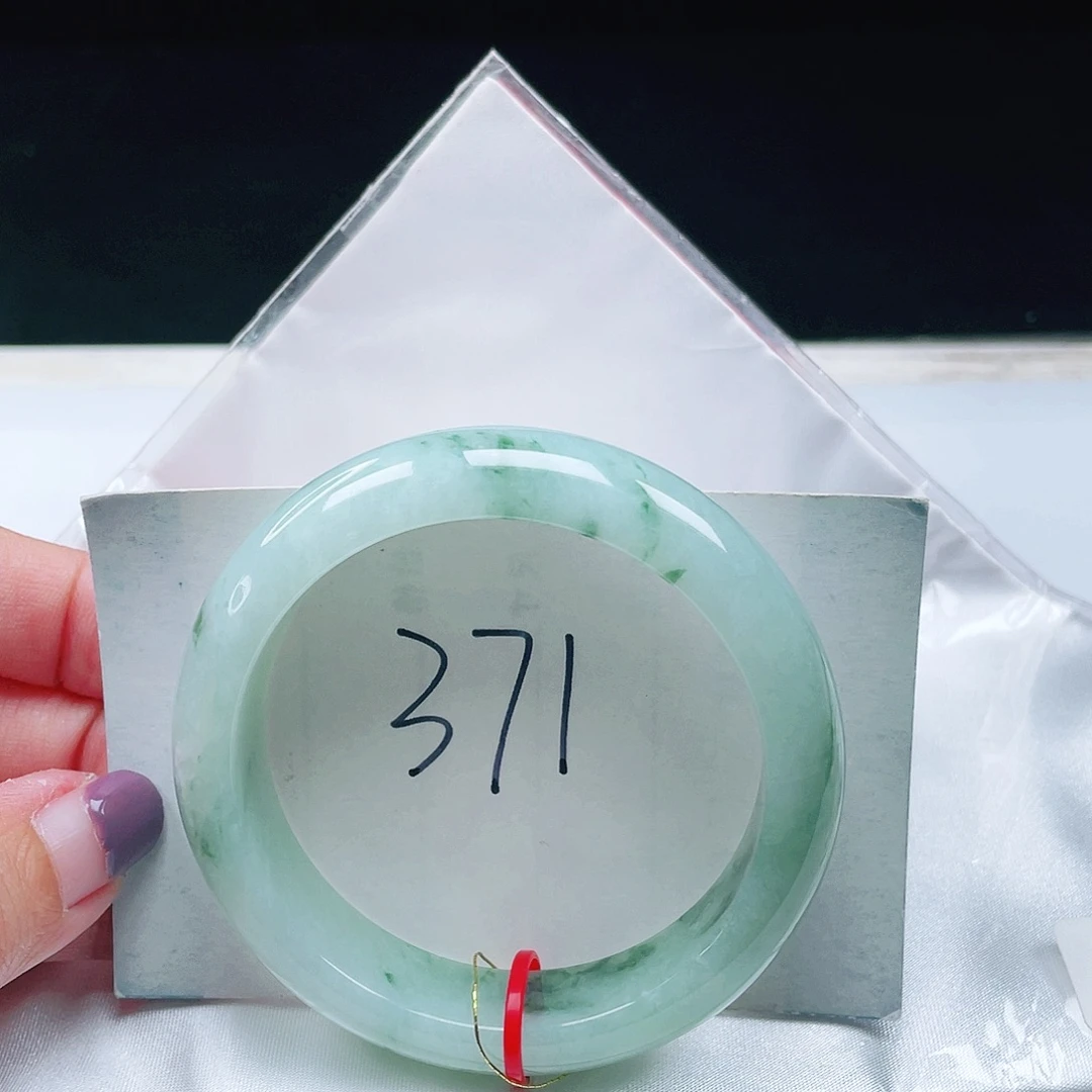 翡翠未镶嵌手镯缅甸翡翠54+